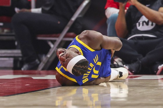 Pelvic Contusion Sidelines Jimmy Butler: Impact On Miami Heat's Season Pelvic Contusion Sidelines Jimmy Butler: Impact On Miami Heat's Season