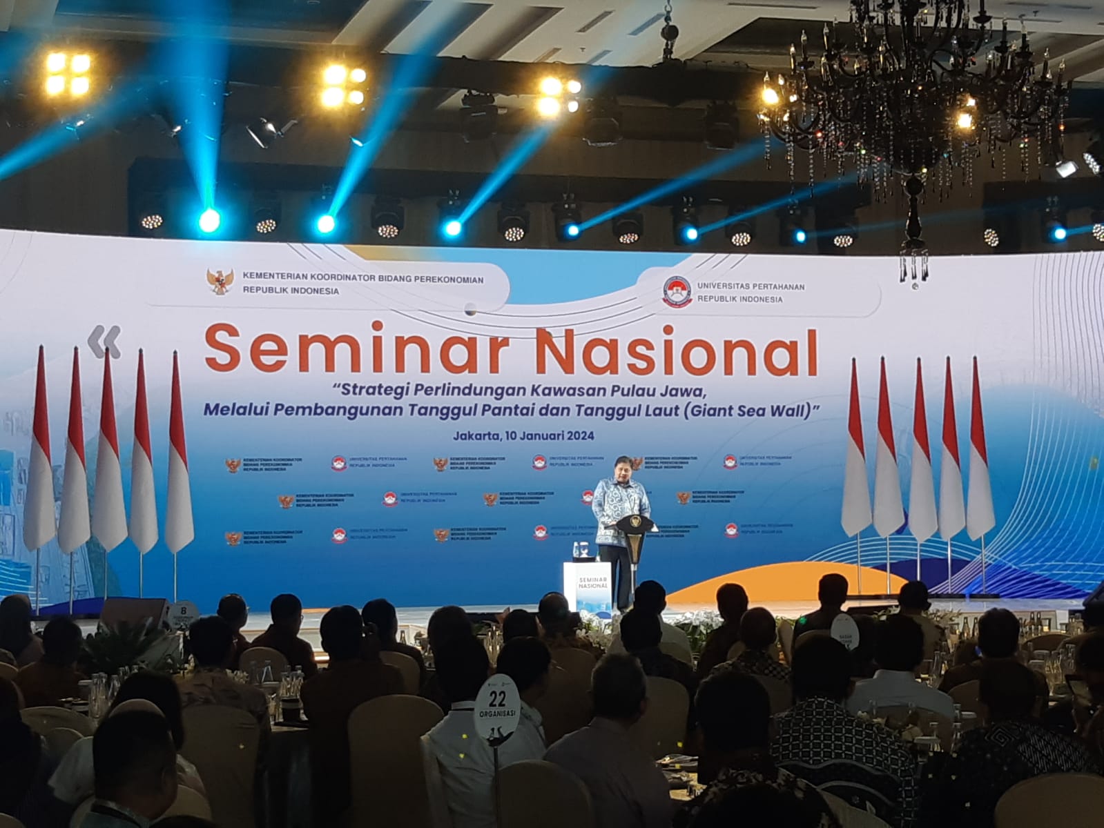 Pemerintah Ajak Swasta Bangun Giant Sea Wall: Skema Dan Potensinya Pemerintah Ajak Swasta Bangun Giant Sea Wall: Skema Dan Potensinya