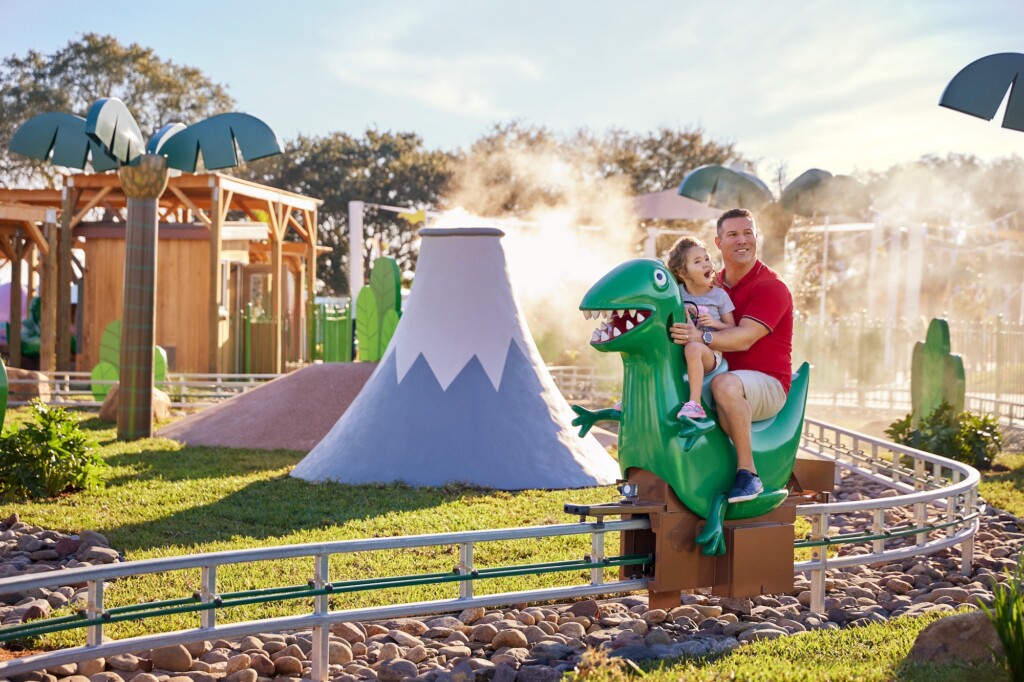 Peppa Pig Theme Park Opens In Texas: A Family Fun Destination