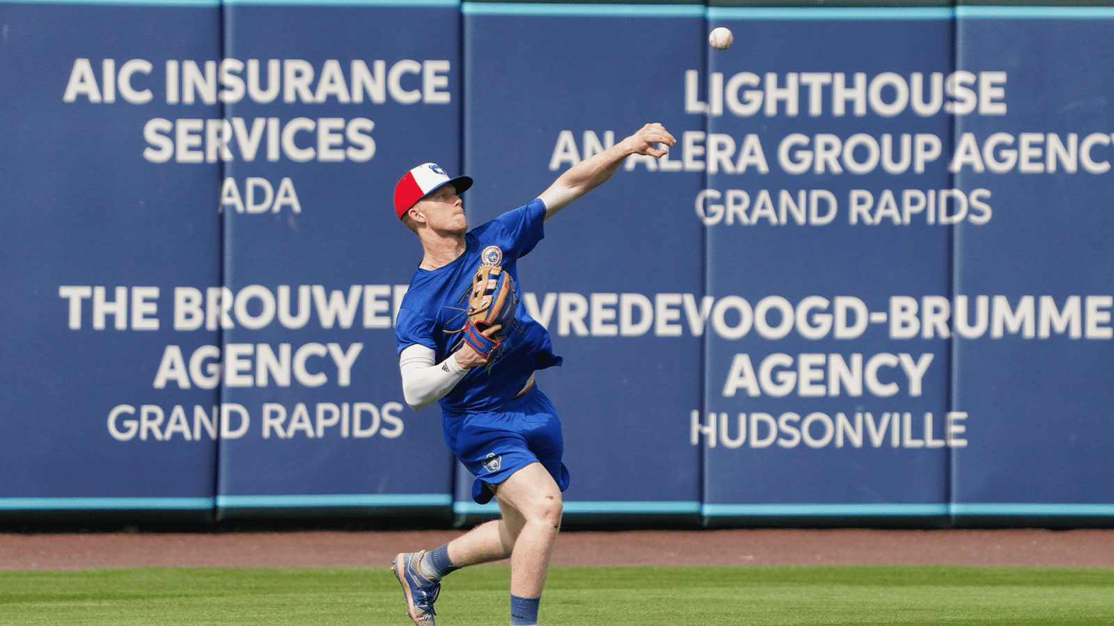Pete Crow Reports: Cubs Claim Series Win Thanks To Armstrong's Two Homers Pete Crow Reports: Cubs Claim Series Win Thanks To Armstrong's Two Homers