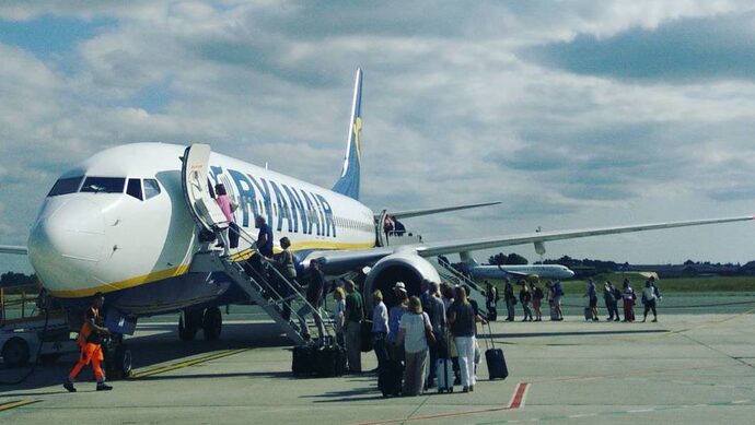 Piste Secondaire De L'aéroport De Bordeaux : Appel À Manifester Piste Secondaire De L'aéroport De Bordeaux : Appel À Manifester