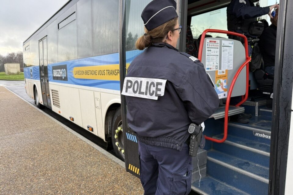 Plus De Contrôles Antidrogue Pour Les Chauffeurs De Cars Scolaires Plus De Contrôles Antidrogue Pour Les Chauffeurs De Cars Scolaires