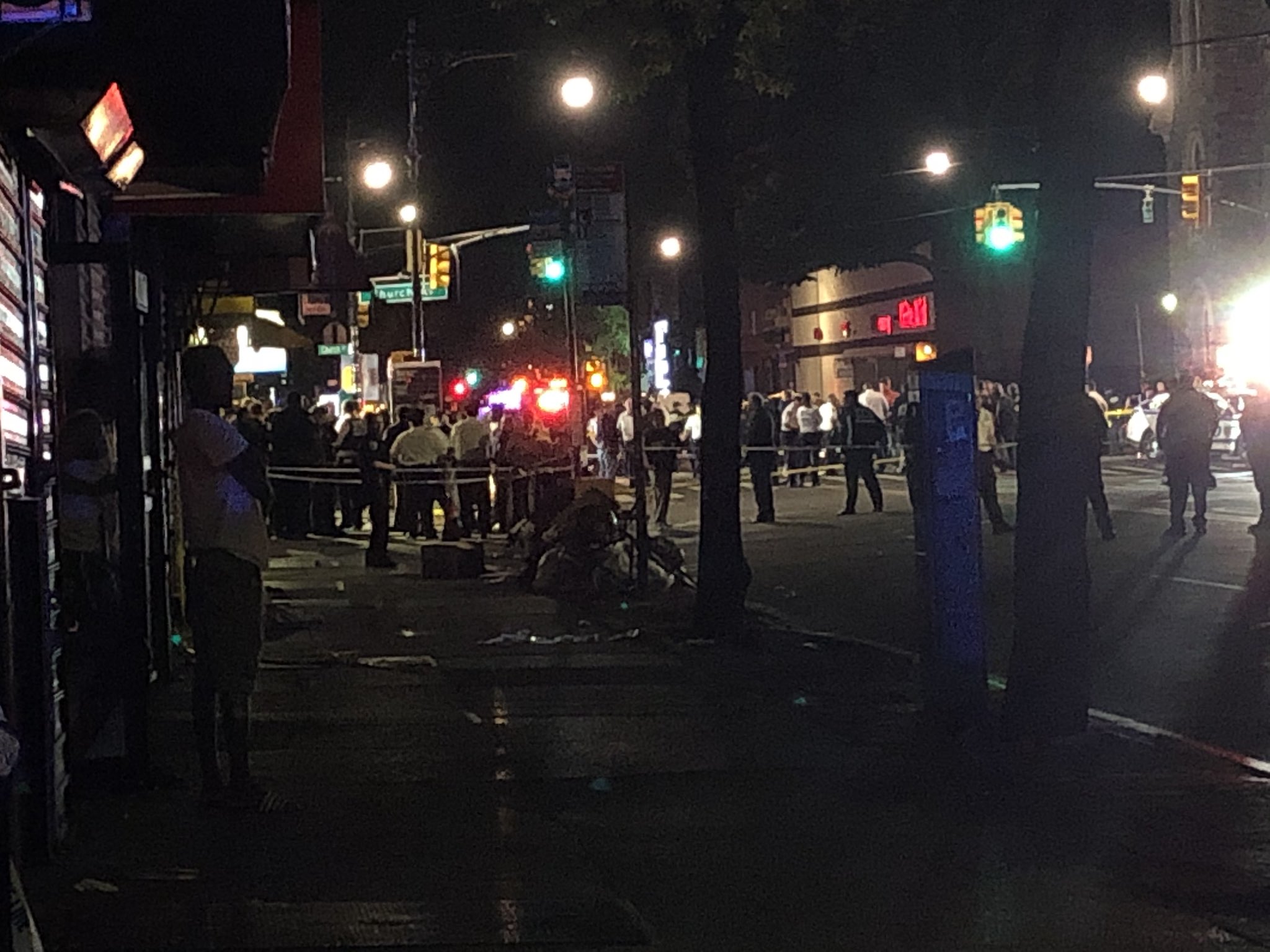 Police Respond To Stabbing Incident At NYC's Brooklyn Bridge-City Hall Subway Police Respond To Stabbing Incident At NYC's Brooklyn Bridge-City Hall Subway