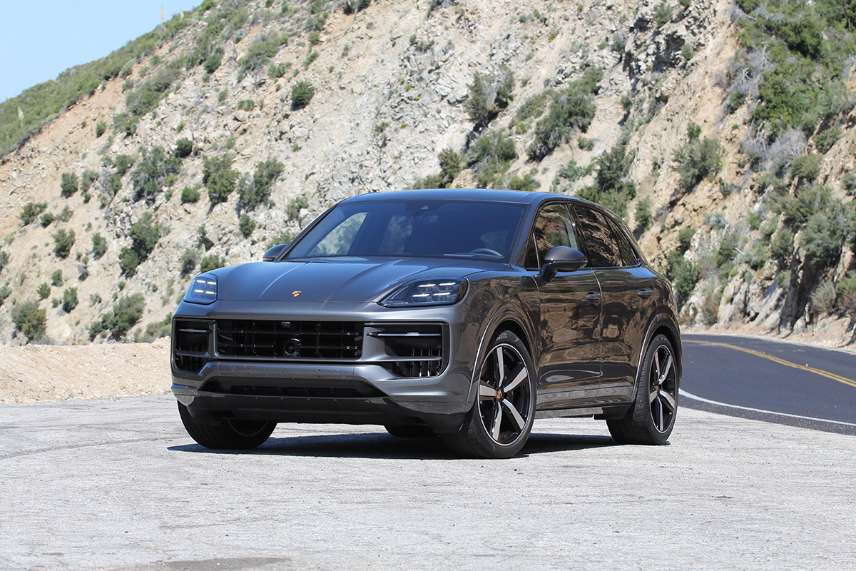 Porsche Cayenne 2025: A Complete Picture Gallery Porsche Cayenne 2025: A Complete Picture Gallery