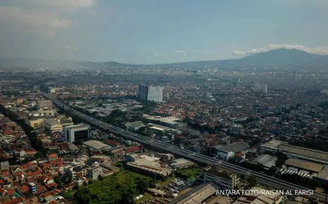 Prakiraan Cuaca Jawa Timur Besok (6/5): Hujan Di Beberapa Daerah Prakiraan Cuaca Jawa Timur Besok (6/5): Hujan Di Beberapa Daerah