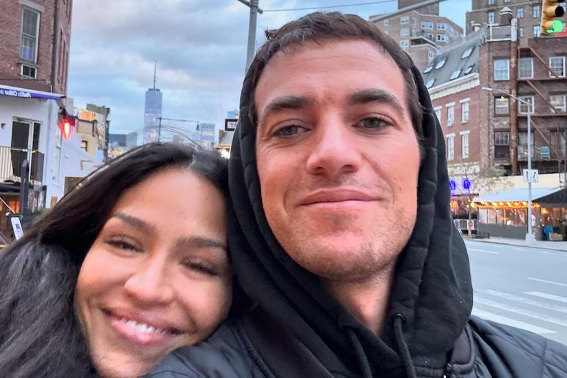 Pregnant Cassie Ventura And Husband Alex Fine Shine At MobLand Premiere Pregnant Cassie Ventura And Husband Alex Fine Shine At MobLand Premiere