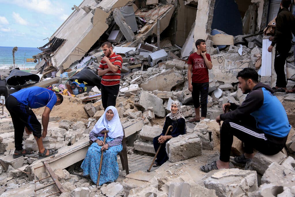 Prolonged Hostage Crisis In Gaza: The Human Cost For Families Prolonged Hostage Crisis In Gaza: The Human Cost For Families