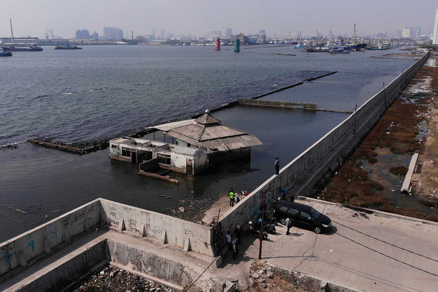 Proyek Giant Sea Wall: Peran AHY Dalam Membuka Pintu Kerja Sama Ekonomi Dengan China Proyek Giant Sea Wall: Peran AHY Dalam Membuka Pintu Kerja Sama Ekonomi Dengan China