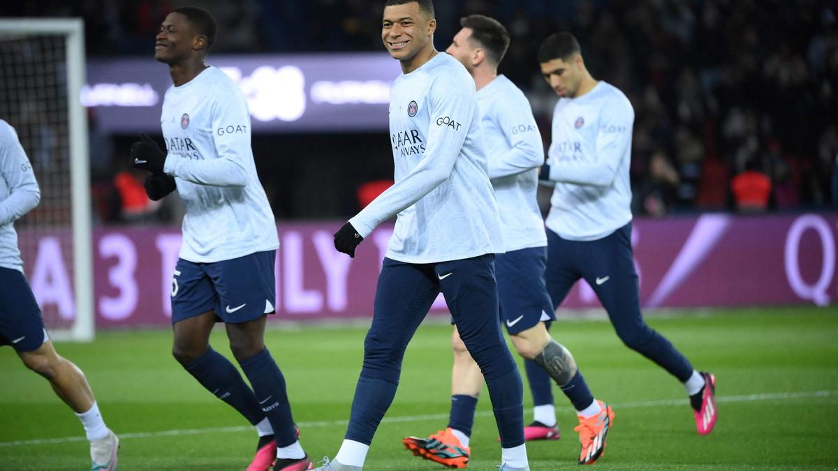 PSG Derrota Al Lyon En Su Propio Estadio PSG Derrota Al Lyon En Su Propio Estadio
