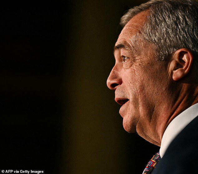 Public Spat Deepens: Farage Vs. Lowe Public Spat Deepens: Farage Vs. Lowe