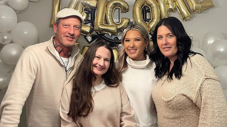 Rare Photo: Gypsy Rose Blanchard And Daughter Aurora On Valentine's Day Rare Photo: Gypsy Rose Blanchard And Daughter Aurora On Valentine's Day