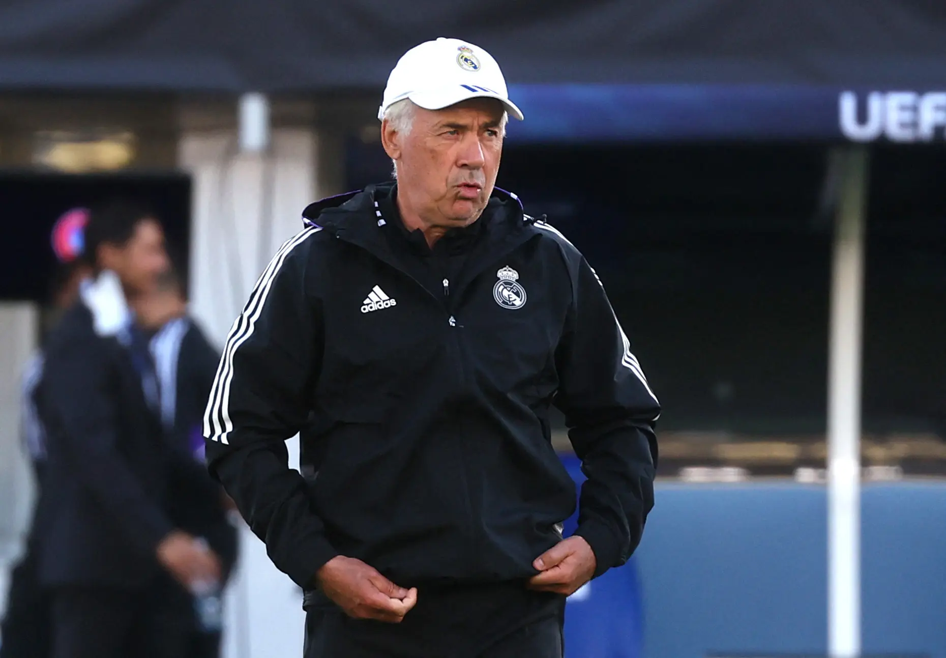 Real Madrid'in Yeni Teknik Direktörü Kim Olmalı? Ancelotti Mi Klopp Mu? Real Madrid'in Yeni Teknik Direktörü Kim Olmalı? Ancelotti Mi Klopp Mu?