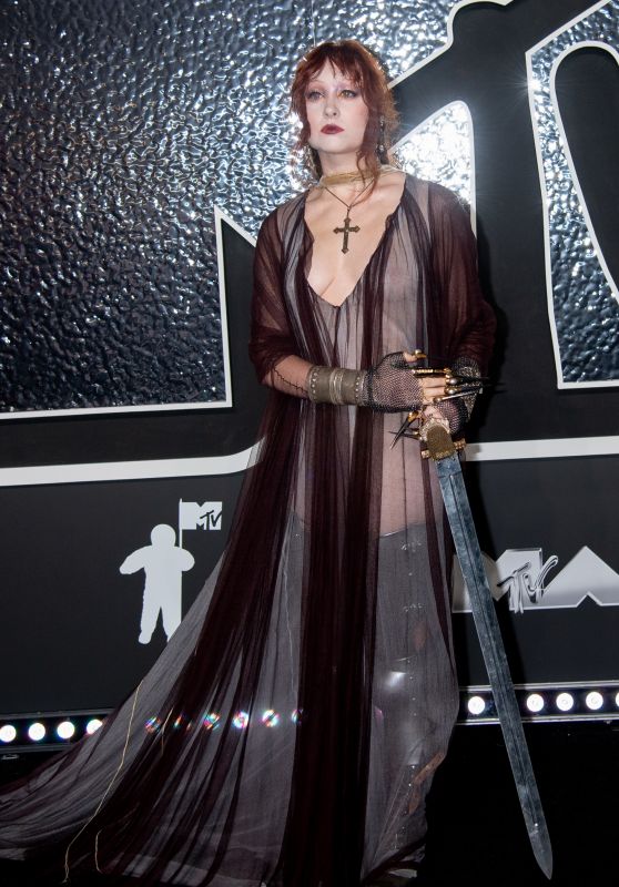 Rebecca Black's American Music Awards Outfit: A Shotgun Wedding Theme Rebecca Black's American Music Awards Outfit: A Shotgun Wedding Theme