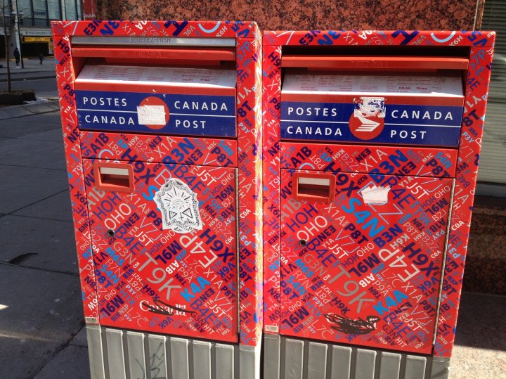 Report: Canada Post On Brink Of Collapse, Door-to-Door Mail Delivery Under Threat Report: Canada Post On Brink Of Collapse, Door-to-Door Mail Delivery Under Threat