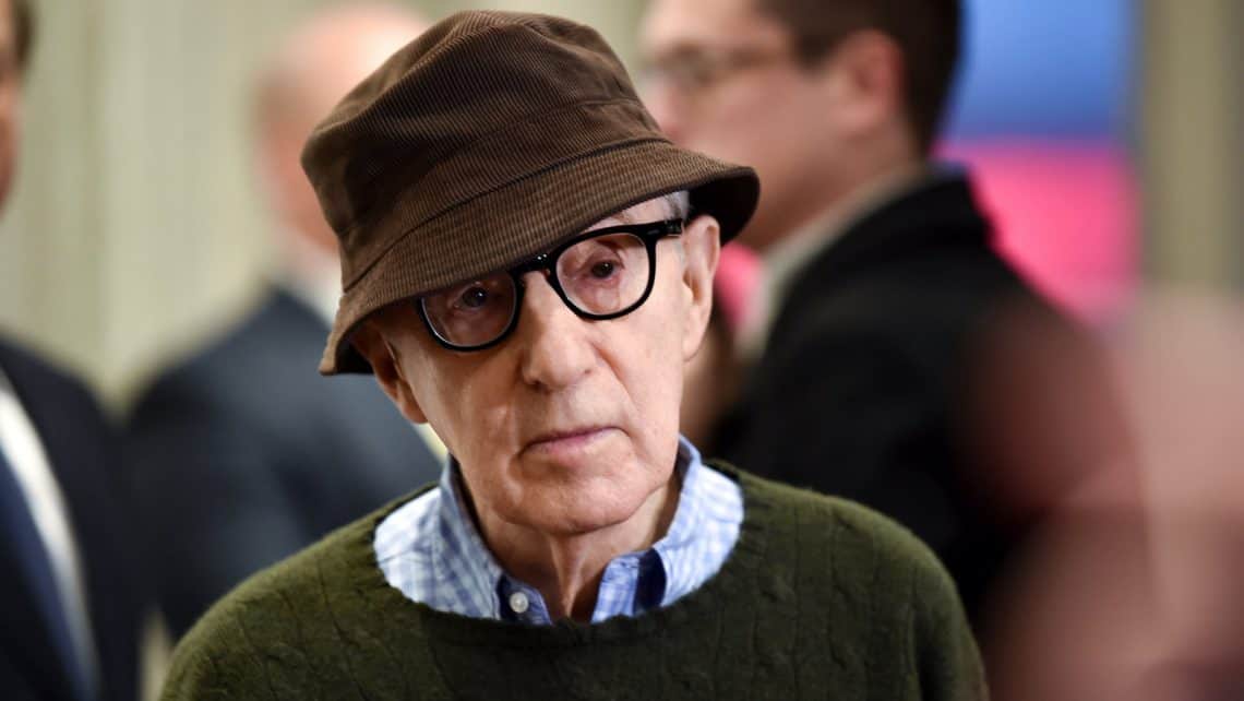 Resurfaced Allegations: Sean Penn's Support For Woody Allen Fuels Controversy Resurfaced Allegations: Sean Penn's Support For Woody Allen Fuels Controversy