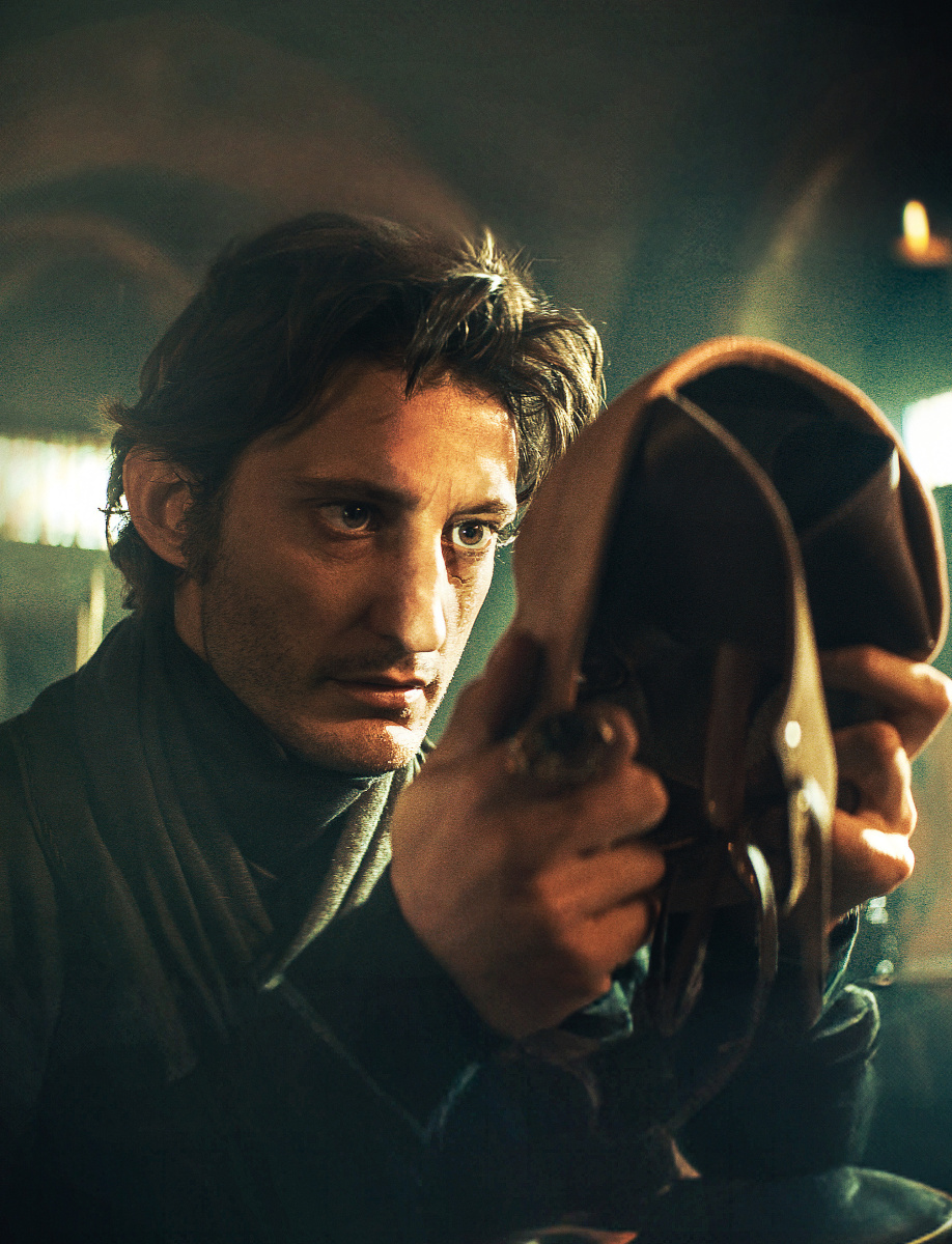 Review: The Count Of Monte Cristo – A Classic Retold Review: The Count Of Monte Cristo – A Classic Retold