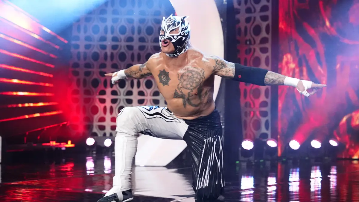 Rey Fenix's WWE SmackDown Debut: Ring Name & Next Week's Plans Rey Fenix's WWE SmackDown Debut: Ring Name & Next Week's Plans