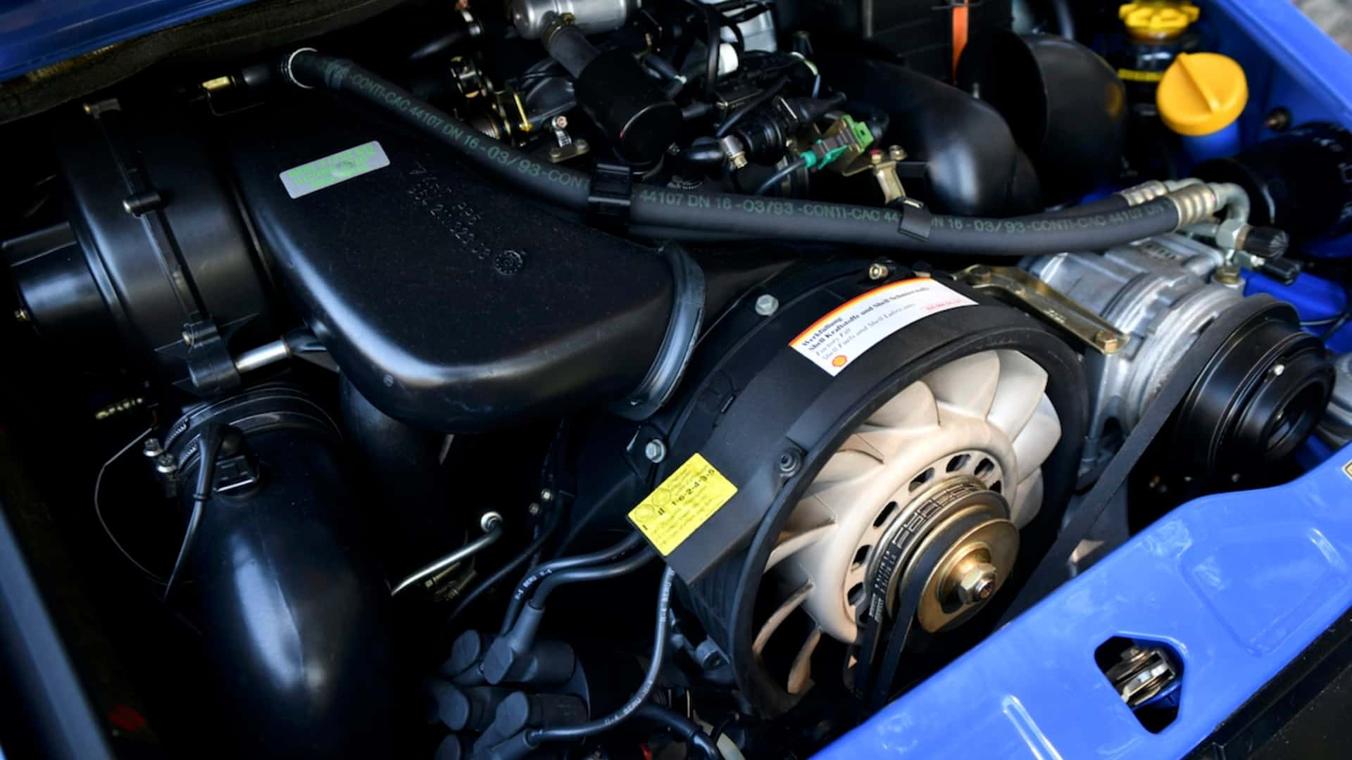 Ritka Porsche 911: 80 Millió Forintos Extrák Különlegessége Ritka Porsche 911: 80 Millió Forintos Extrák Különlegessége