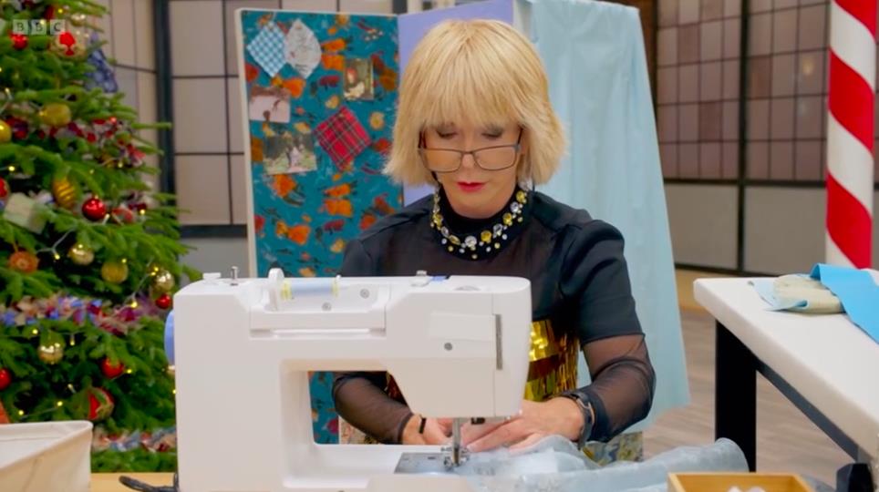 Rival Accused Of Copying Dragon Den Winner's Puppy Toilet Product Rival Accused Of Copying Dragon Den Winner's Puppy Toilet Product