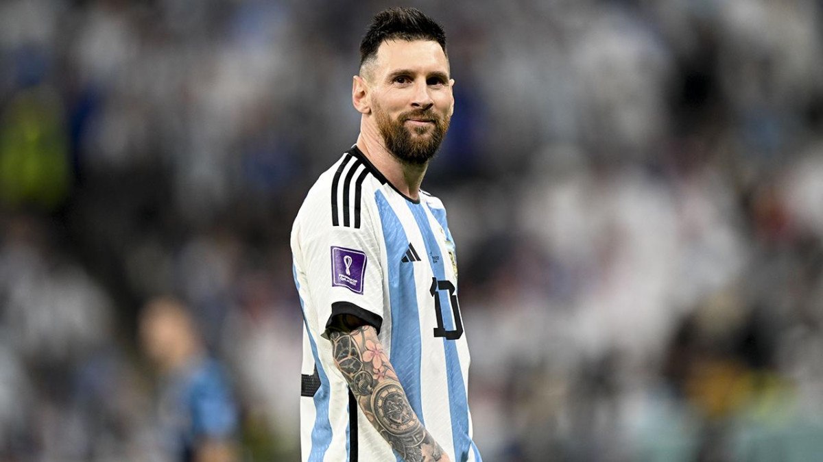 Ronaldo'nun Emekliliği: Hasselbaink'in 2026 Dünya Kupası Görüşü Ronaldo'nun Emekliliği: Hasselbaink'in 2026 Dünya Kupası Görüşü