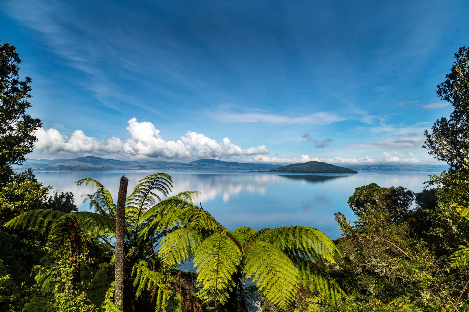 Rotorua, New Zealand: A Cultural Journey Rotorua, New Zealand: A Cultural Journey