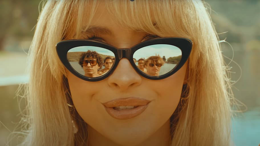 Sabrina Carpenter's Fortnite Concert: A Complete Guide To Outfits, Music, And More Sabrina Carpenter's Fortnite Concert: A Complete Guide To Outfits, Music, And More