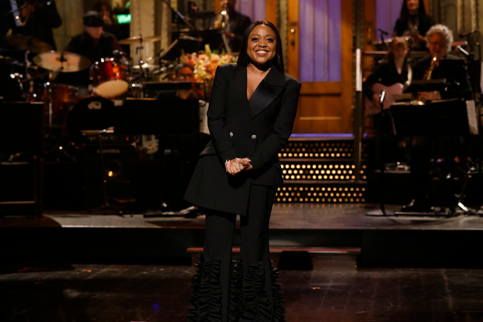 Sabrina Carpenter's Surprise SNL Cameo: Quinta Brunson's Short Monologue Sabrina Carpenter's Surprise SNL Cameo: Quinta Brunson's Short Monologue
