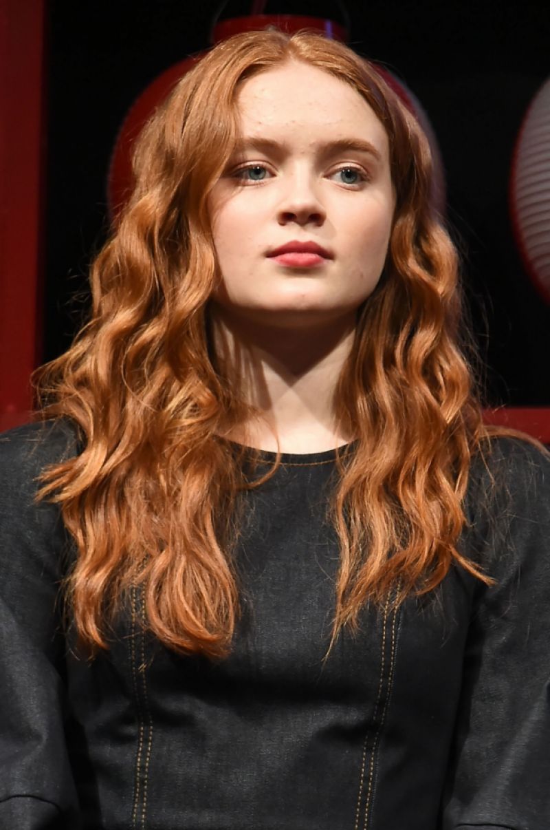 Sadie Sink Supports Stranger Things Broadway Cast: A Night Off Photo Sadie Sink Supports Stranger Things Broadway Cast: A Night Off Photo