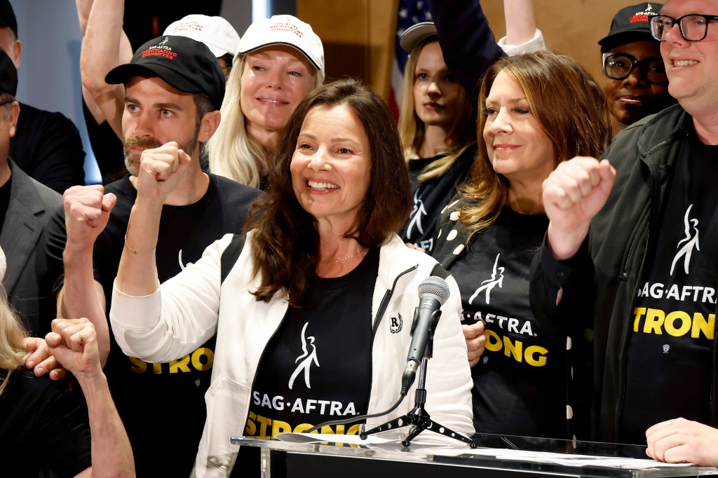 SAG-AFTRA Strike: Hollywood Faces Complete Production Shutdown SAG-AFTRA Strike: Hollywood Faces Complete Production Shutdown