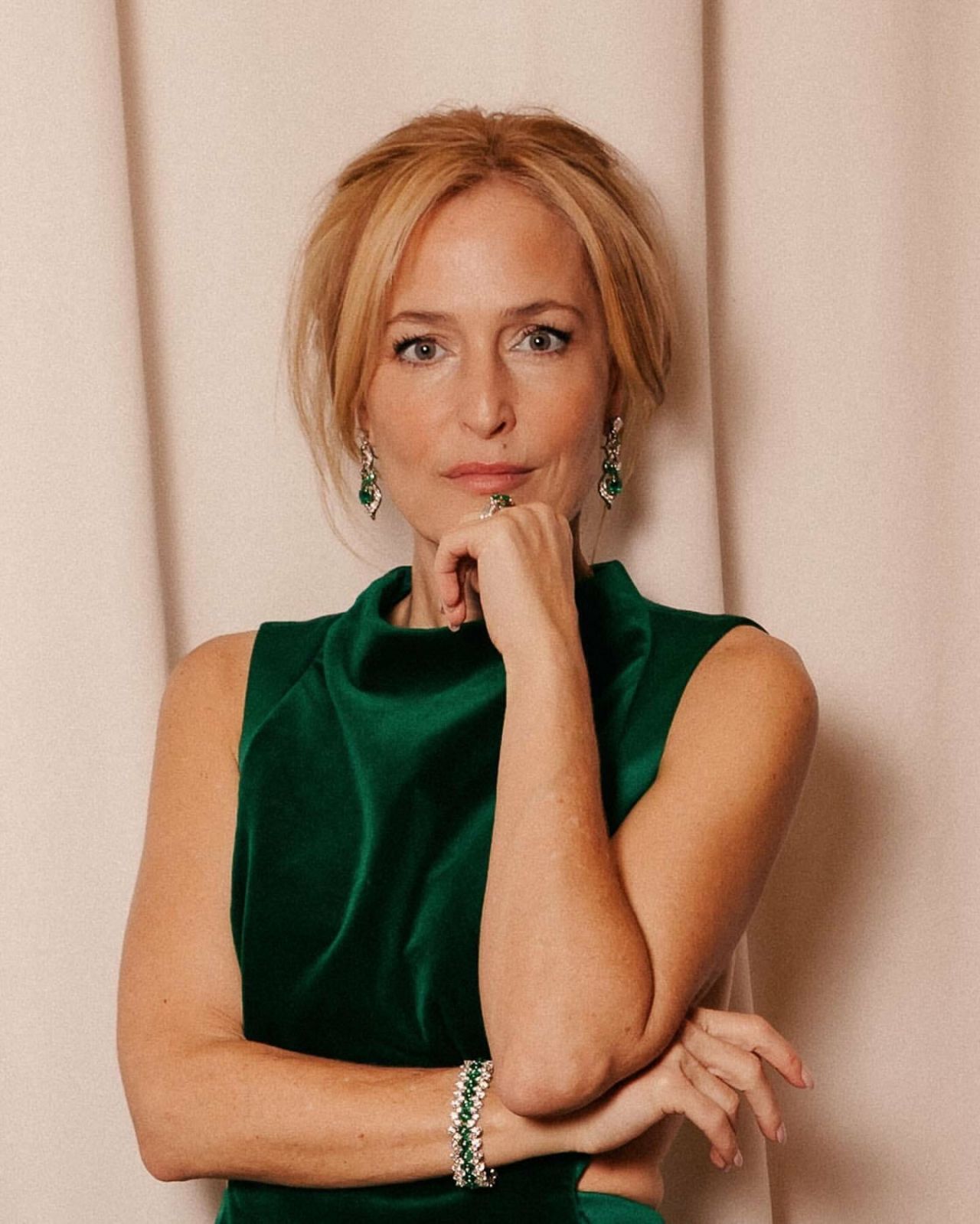 SAG Awards 2024: Gillian Anderson And David Duchovny Share A Stage SAG Awards 2024: Gillian Anderson And David Duchovny Share A Stage