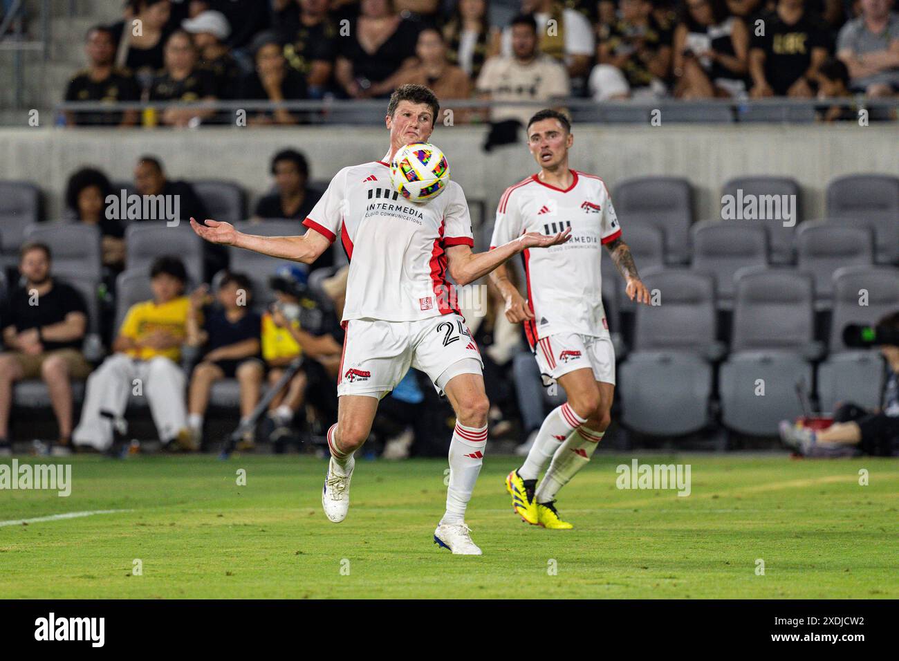 San Jose Earthquakes Defeat At The Hands Of LAFC: Impact Of Goalkeeper Injury San Jose Earthquakes Defeat At The Hands Of LAFC: Impact Of Goalkeeper Injury