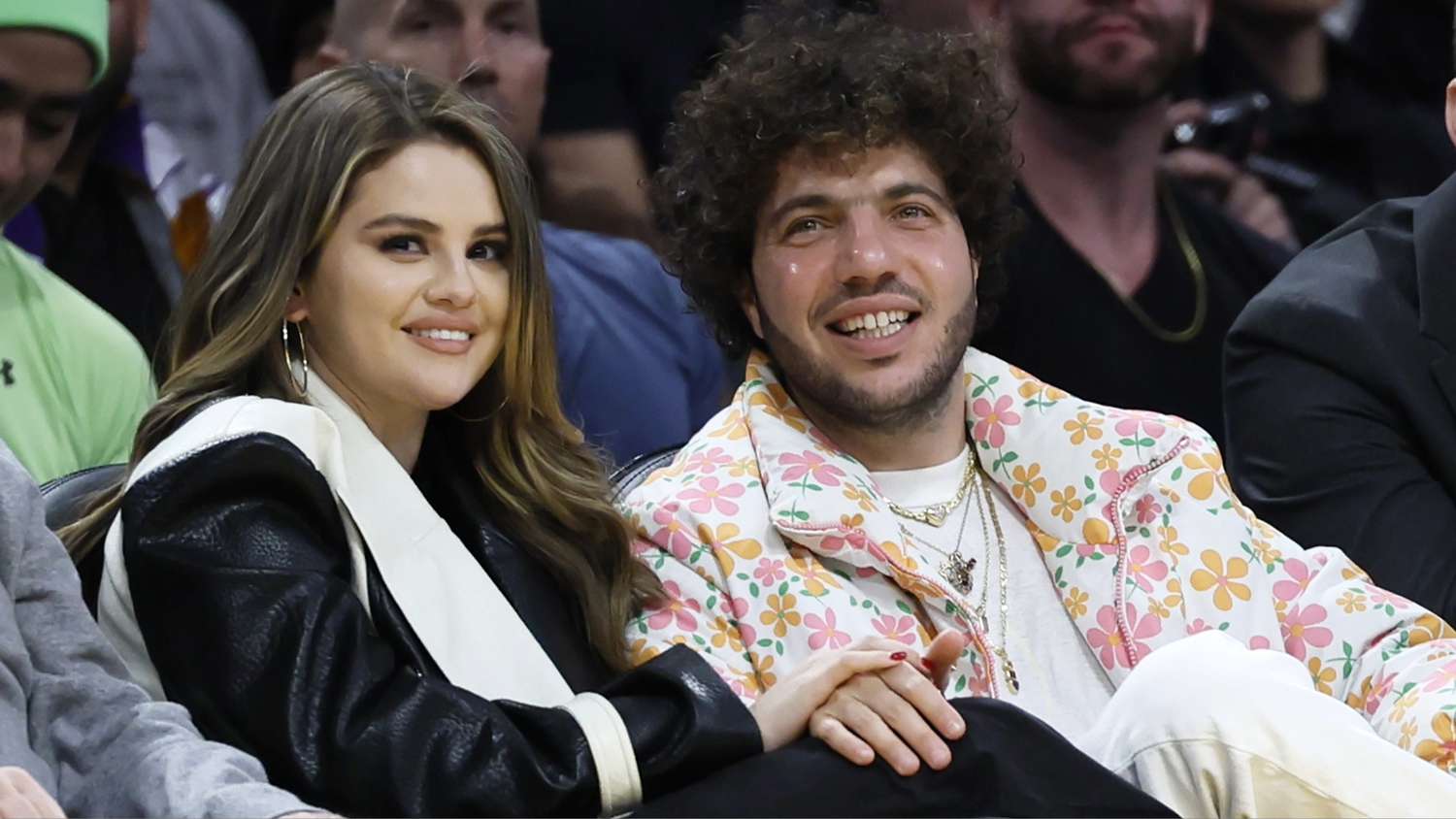 Selena Gomez's Sophisticated High-Waisted Suit: 80s Office Chic Reimagined Selena Gomez's Sophisticated High-Waisted Suit: 80s Office Chic Reimagined