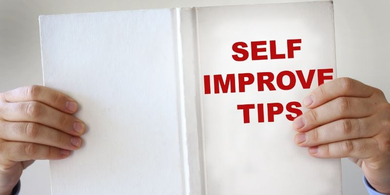 Self-Assurance And The Maxine Transformation: Practical Steps For Personal Growth Self-Assurance And The Maxine Transformation: Practical Steps For Personal Growth