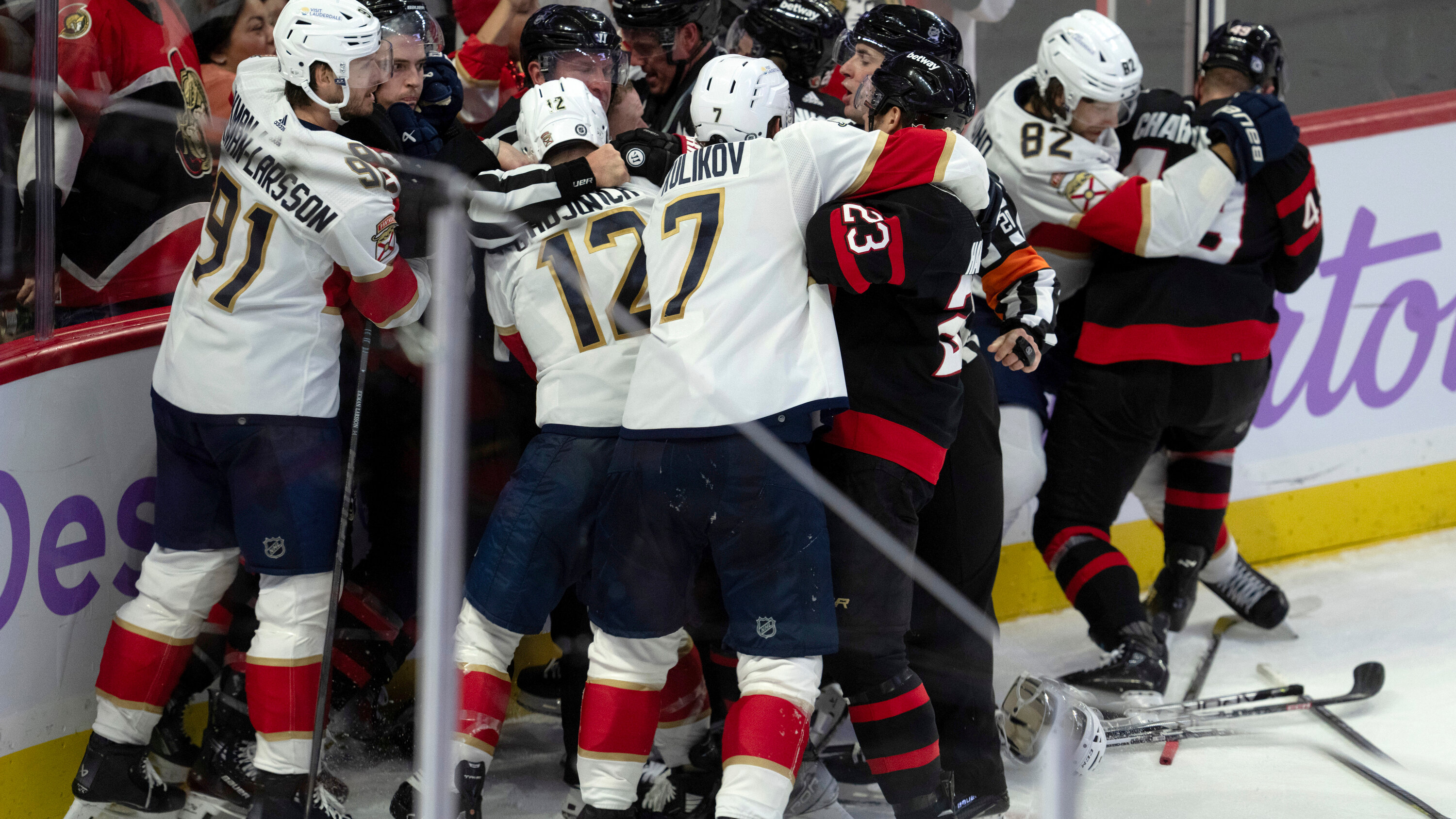 Senators Fall To Panthers In High-Scoring Affair