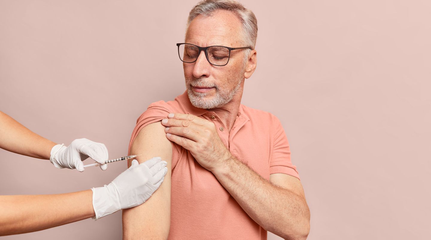 Shingles Vaccine: Could It Reduce Dementia Risk? New Studies Suggest A Link Shingles Vaccine: Could It Reduce Dementia Risk? New Studies Suggest A Link