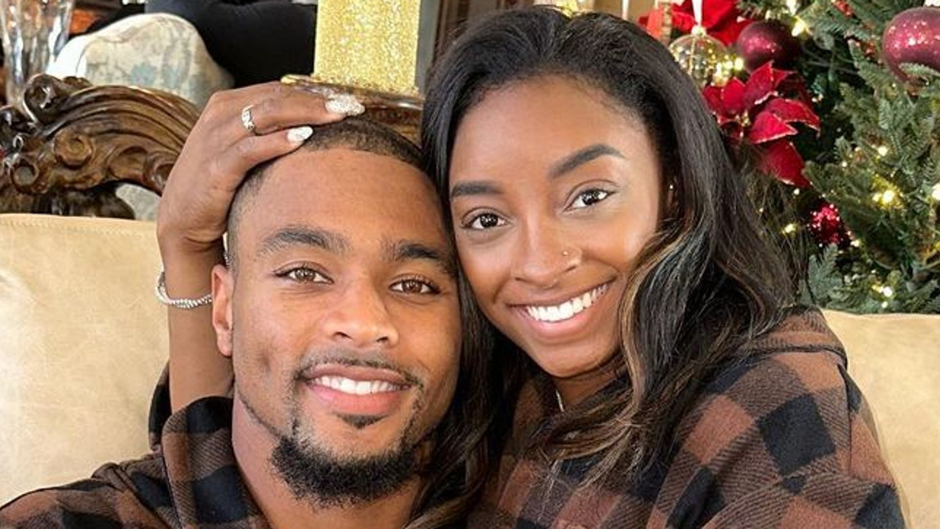 Simone Biles' Stunning New Hair: Photos With Husband Jonathan Owens Simone Biles' Stunning New Hair: Photos With Husband Jonathan Owens
