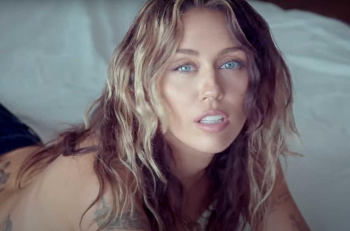 Single Baru Miley Cyrus, Single Baru Miley Cyrus,