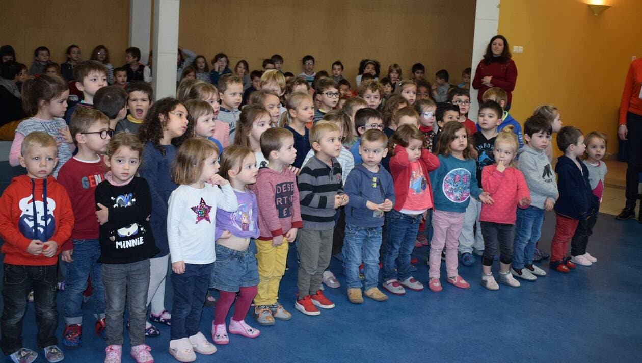 Situation Préoccupante À L'école Maternelle De Saint-Ouen Situation Préoccupante À L'école Maternelle De Saint-Ouen