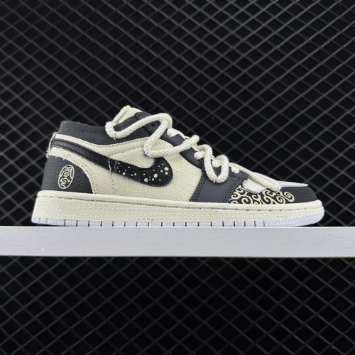 Snag A Deal: Nike Sneakers As Low As $39 On Revolve Snag A Deal: Nike Sneakers As Low As $39 On Revolve