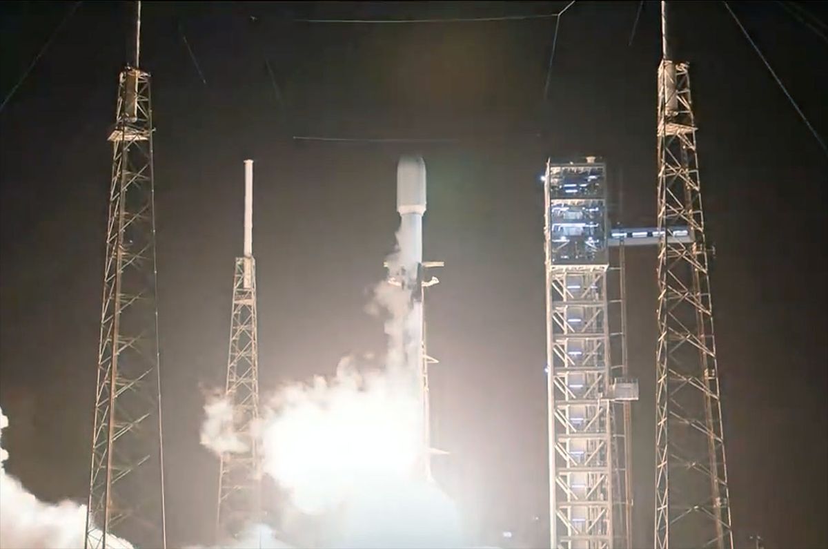SpaceX Starlink Mission: Falcon 9 Launches 28 Satellites, Reaching New Milestone SpaceX Starlink Mission: Falcon 9 Launches 28 Satellites, Reaching New Milestone