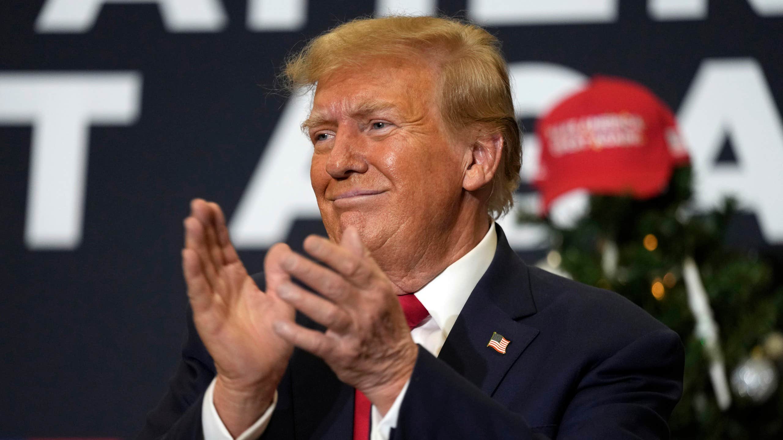 Stålgigant Overtages Efter Trumps Godkendelse Stålgigant Overtages Efter Trumps Godkendelse