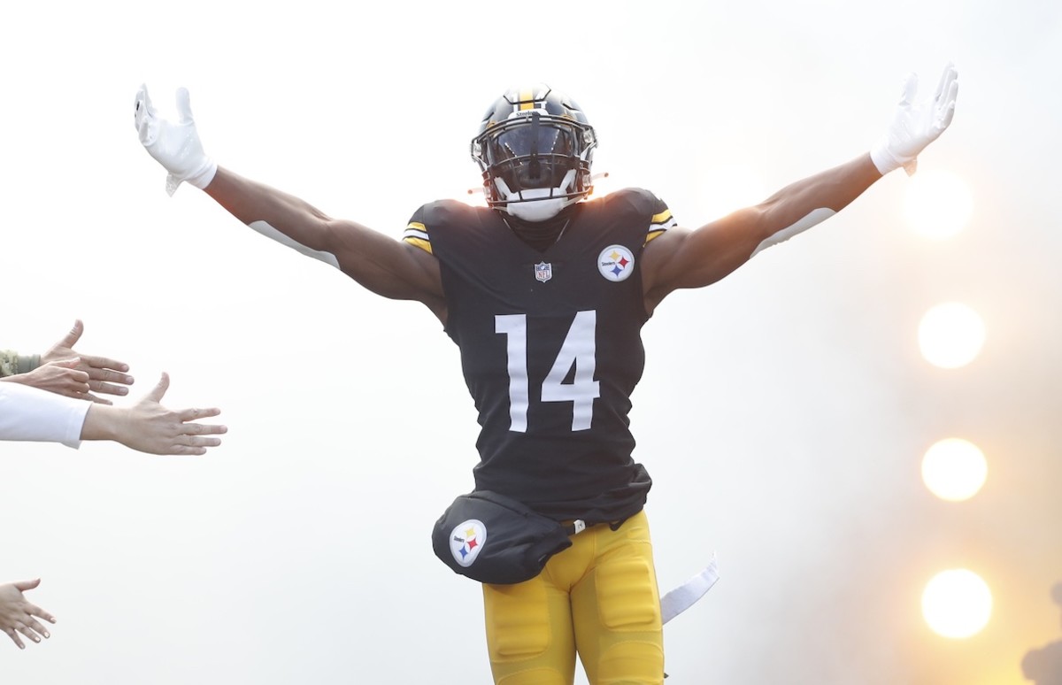 Steelers Hold Onto George Pickens: Insider Explains Why No Trade Happened Steelers Hold Onto George Pickens: Insider Explains Why No Trade Happened
