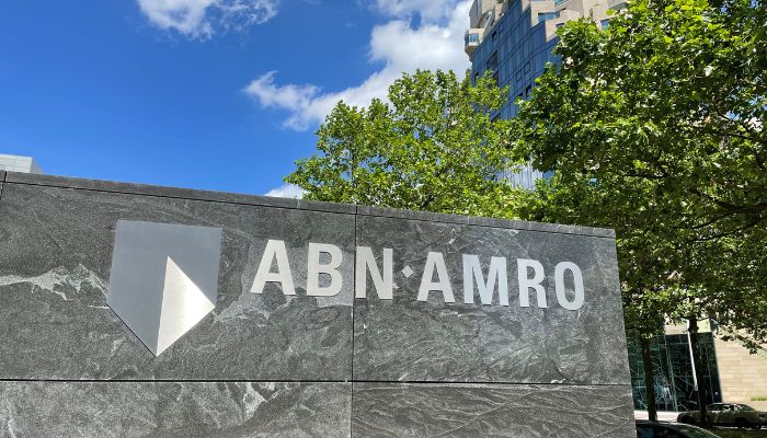 Sterke Kwartaalcijfers Tillen ABN AMRO AEX-Koers Sterke Kwartaalcijfers Tillen ABN AMRO AEX-Koers