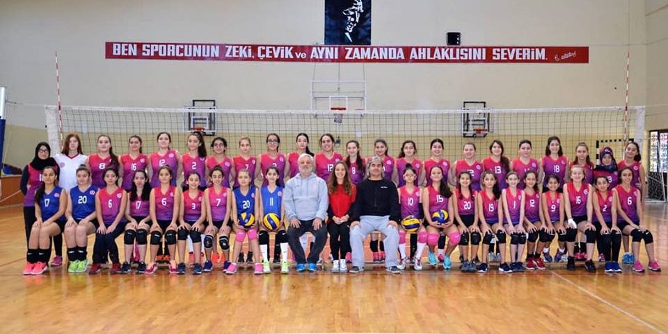 Stuttgart ATFF: Altyapı Seçmeleri İçin Başvuru Rehberi Stuttgart ATFF: Altyapı Seçmeleri İçin Başvuru Rehberi