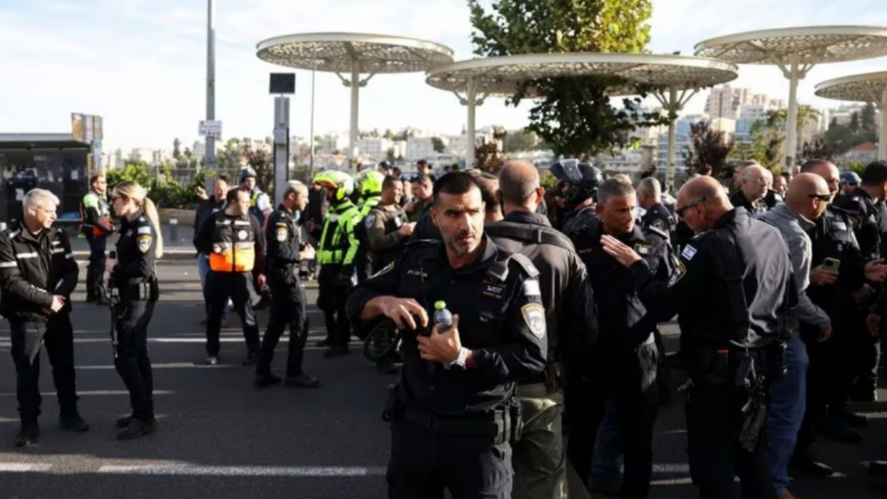 Sulm Me Armë Të Bardhë Në Çeki: Detaje Të Reja Nga Qendra Tregtare Sulm Me Armë Të Bardhë Në Çeki: Detaje Të Reja Nga Qendra Tregtare