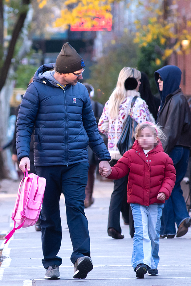 Super Bowl 2025: Bradley Cooper And Daughter Lea's Adorable Matching Outfits Super Bowl 2025: Bradley Cooper And Daughter Lea's Adorable Matching Outfits