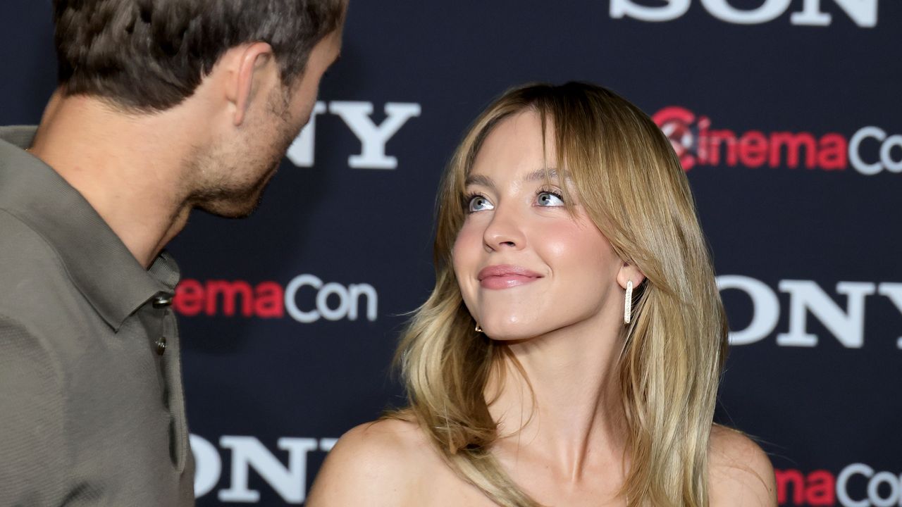 Sydney Sweeney Denies Reconciliation With Ex-Fiancé Despite Public Appearances Sydney Sweeney Denies Reconciliation With Ex-Fiancé Despite Public Appearances