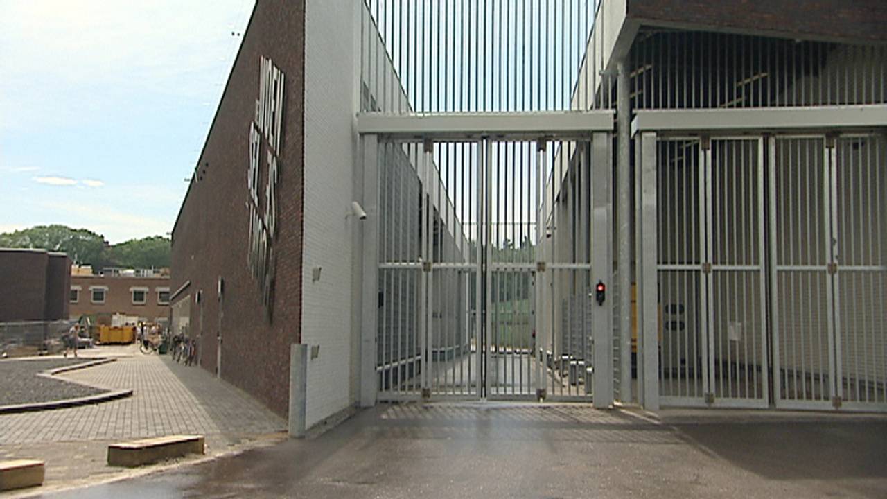 Te Weinig Plekken In Tbs-klinieken: De Impact Op Patiënten En Maatschappij Te Weinig Plekken In Tbs-klinieken: De Impact Op Patiënten En Maatschappij