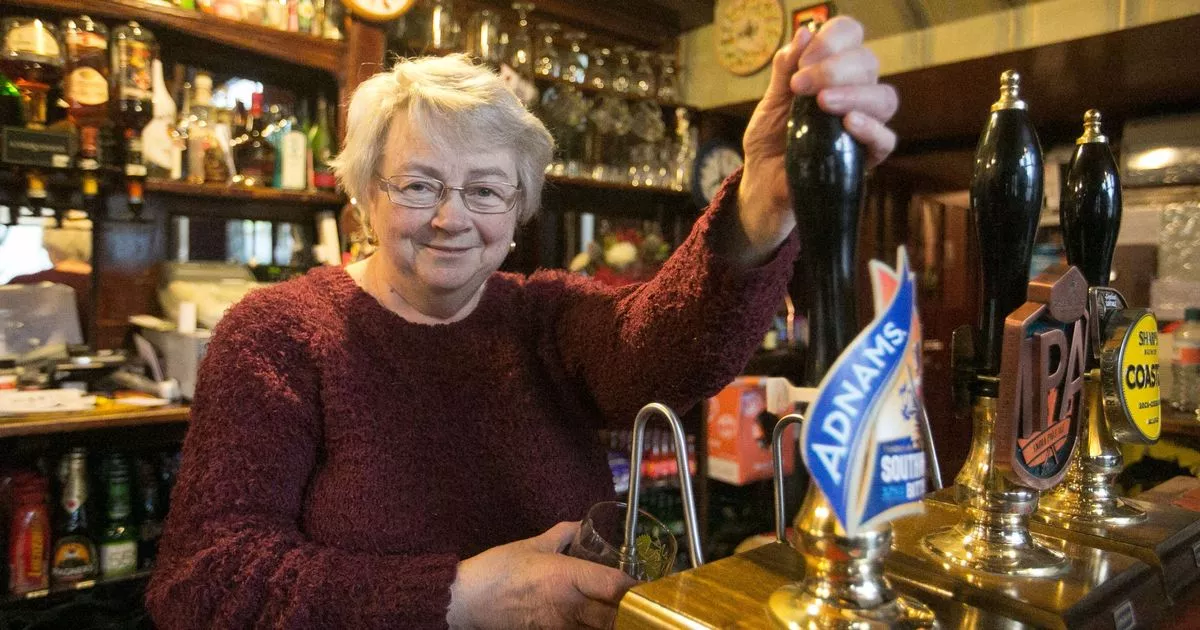 The Full Story: Heated Exchange Between Pub Landlady And Employee After Notice The Full Story: Heated Exchange Between Pub Landlady And Employee After Notice