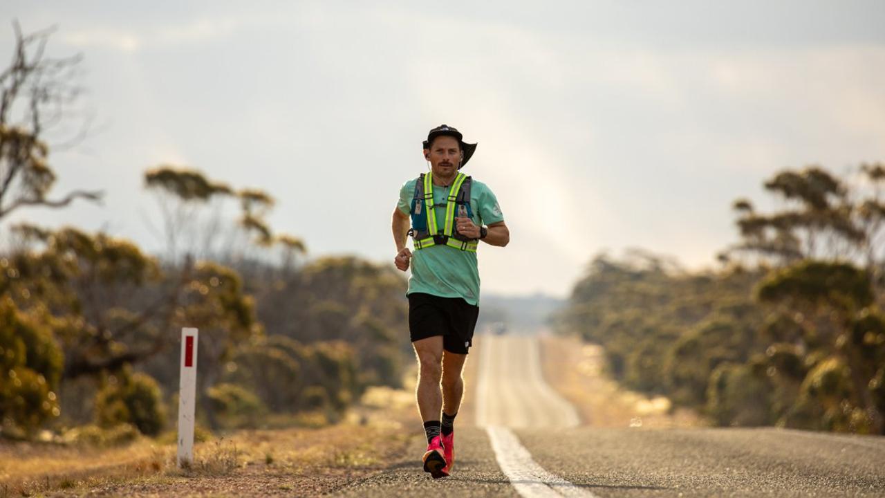 The Pursuit Of The Trans-Australia Run World Record The Pursuit Of The Trans-Australia Run World Record